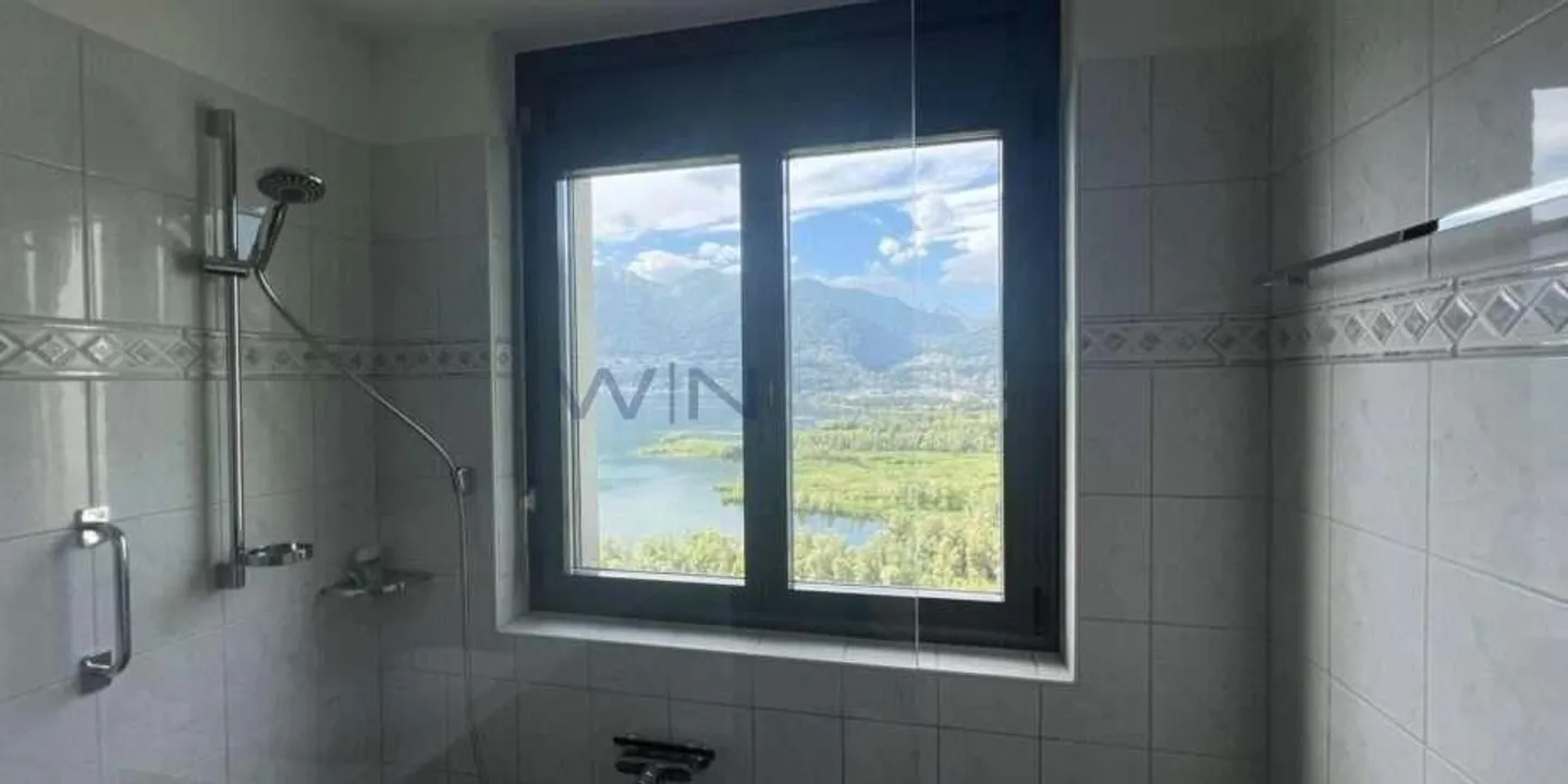 3.5-Room Apartment with Lake View in Magadino - Photo 10 of 13