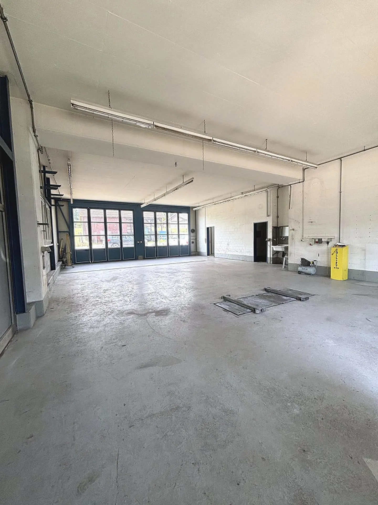 Propriété commerciale/industrielle à louer à Wil ZH - Photo 5 sur 8
