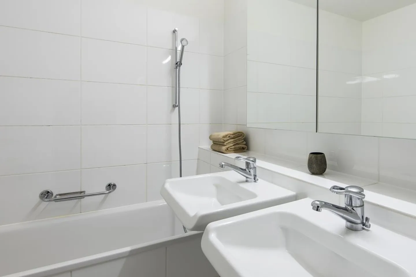 Moderne Maisonette mit Garten - Foto 4 von 9