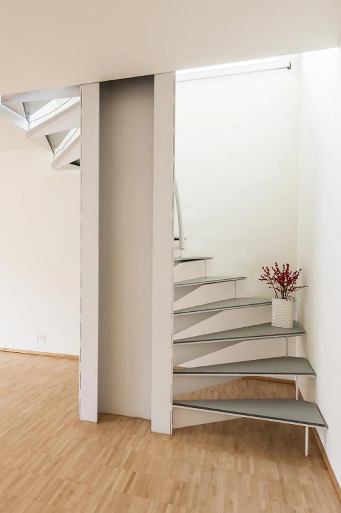Moderne Maisonette mit Garten - Foto 6 von 9