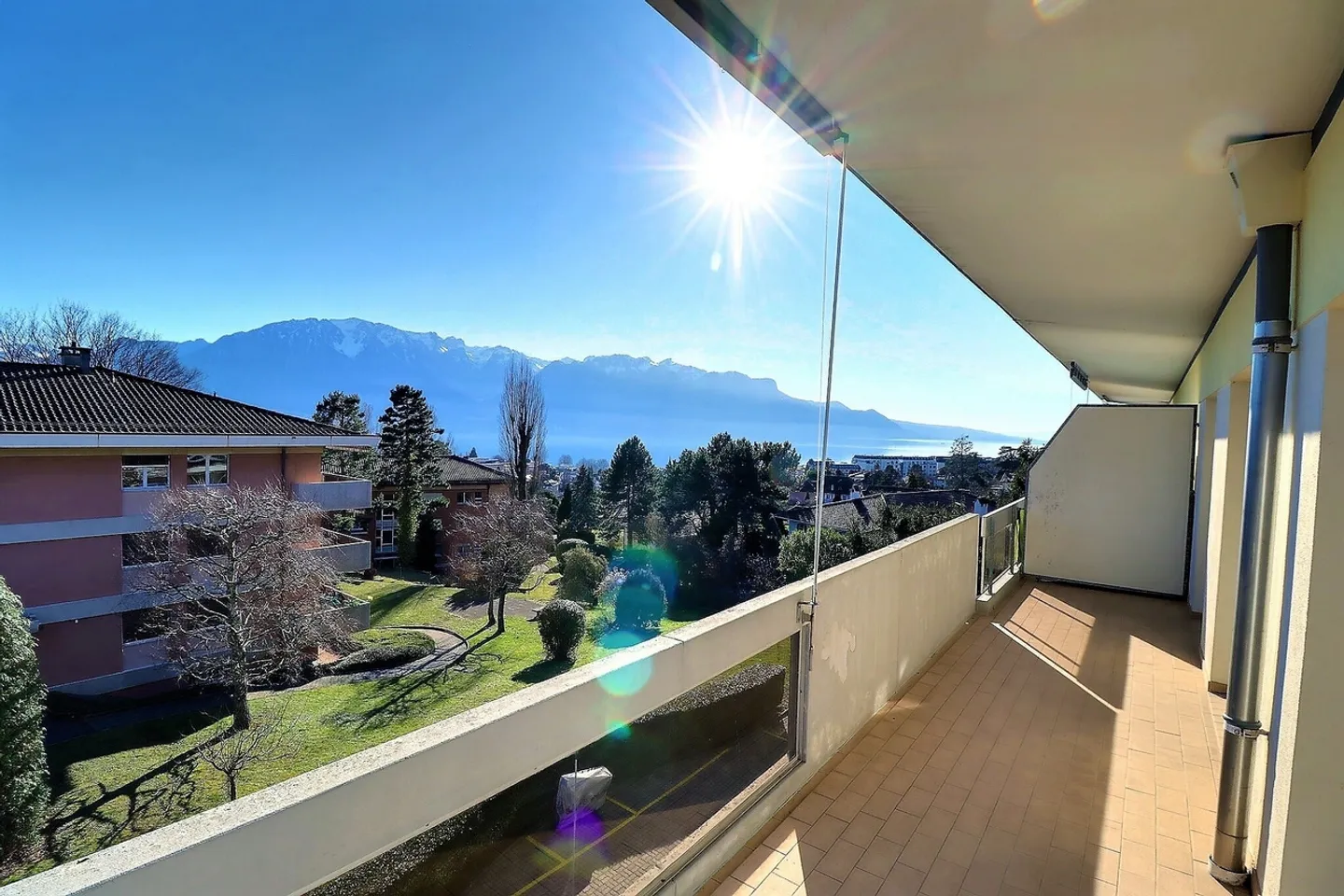 Bel appartamento di 5.5 locali a Vevey - Foto 1 di 11