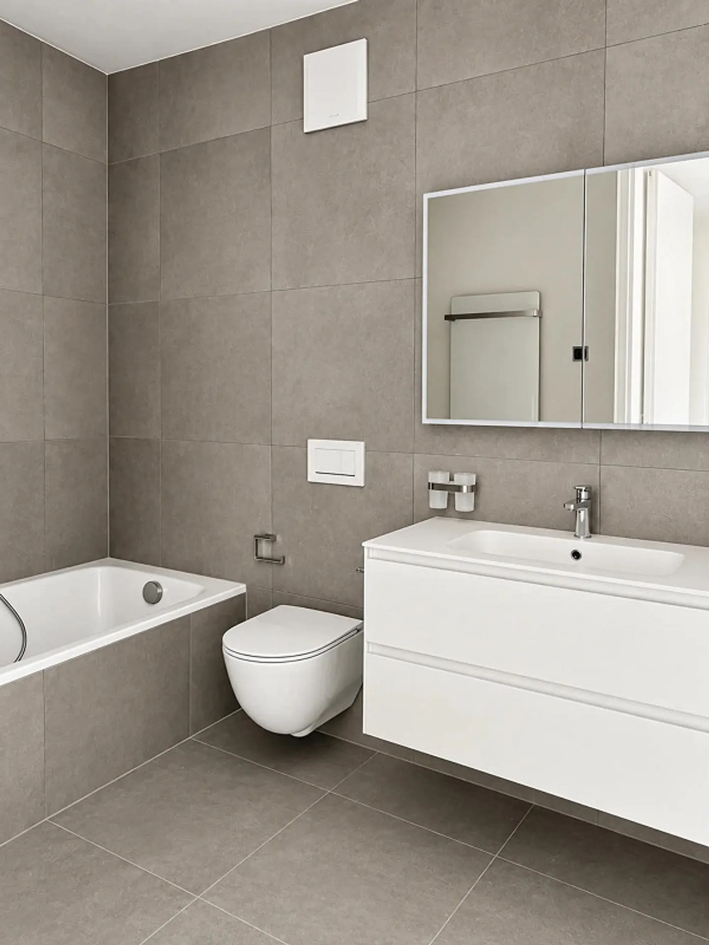 New modern 3.5-room apartment in Minusio - Photo 3 of 8