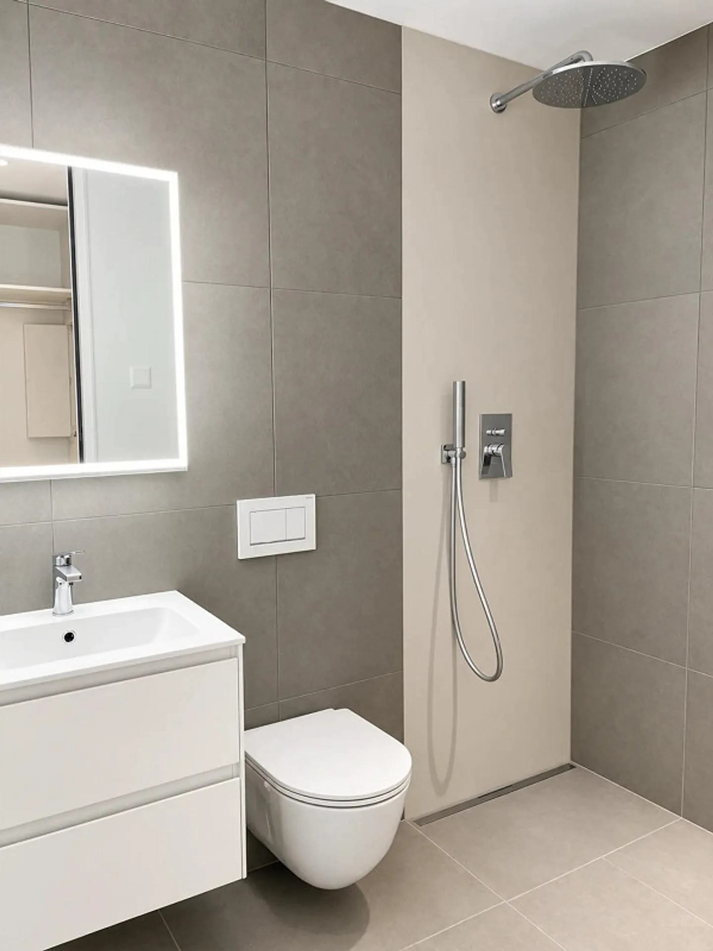 New modern 3.5-room apartment in Minusio - Photo 4 of 8