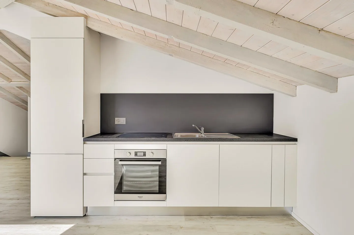 Attico ristrutturato - Foto 4 di 10