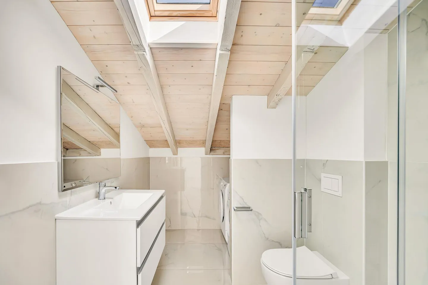 Attico ristrutturato - Foto 9 di 10