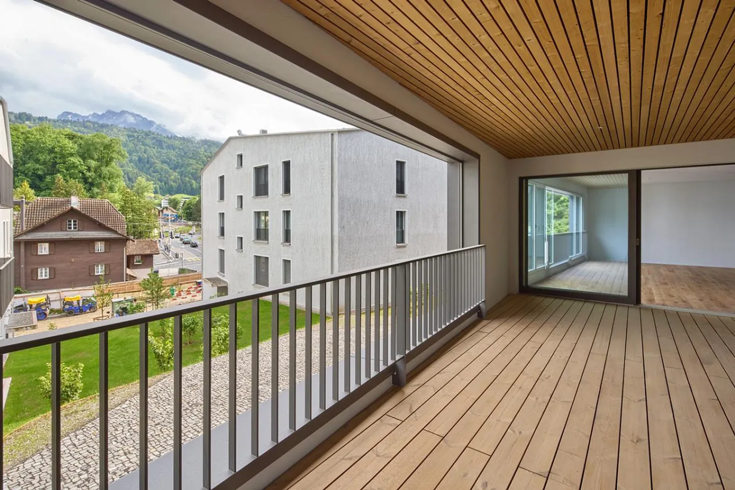 Moderne Wohnung mit Pilatusblick - Foto 1 von 4