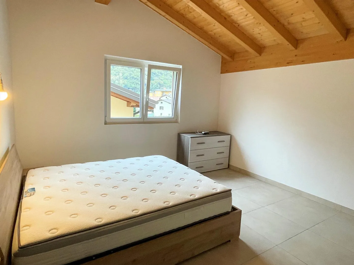 New single-family villa with garden just 5 minutes from Biasca - Photo 13 of 14
