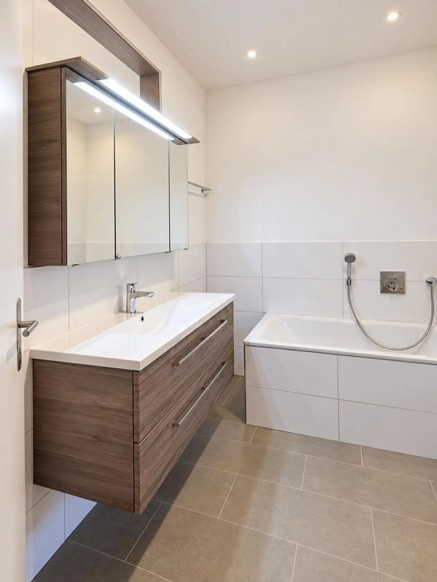 Geräumige 4.5-Zimmer-Wohnung - Foto 3 von 7