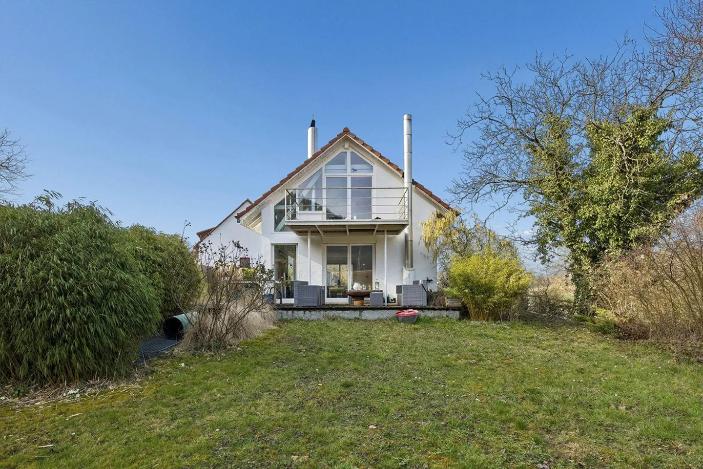 Votre nouveau chez-vous : situé au calme, spacieux et plein de possibilités ! - Photo 2 sur 13