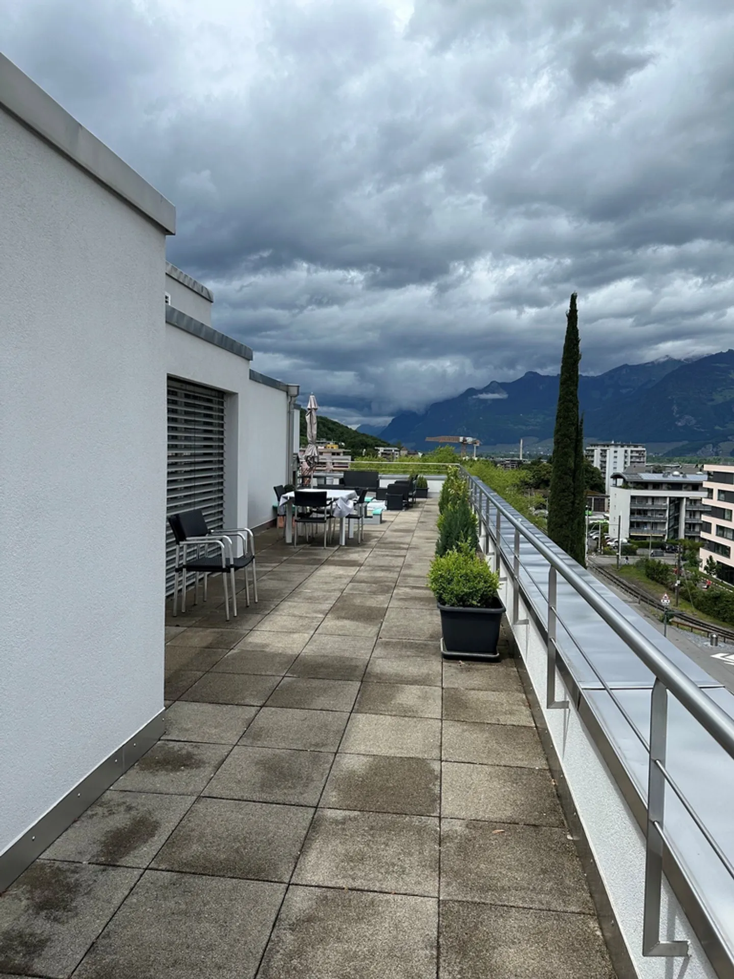 Luxuswohnung mit Privatterrasse - Foto 2 von 12