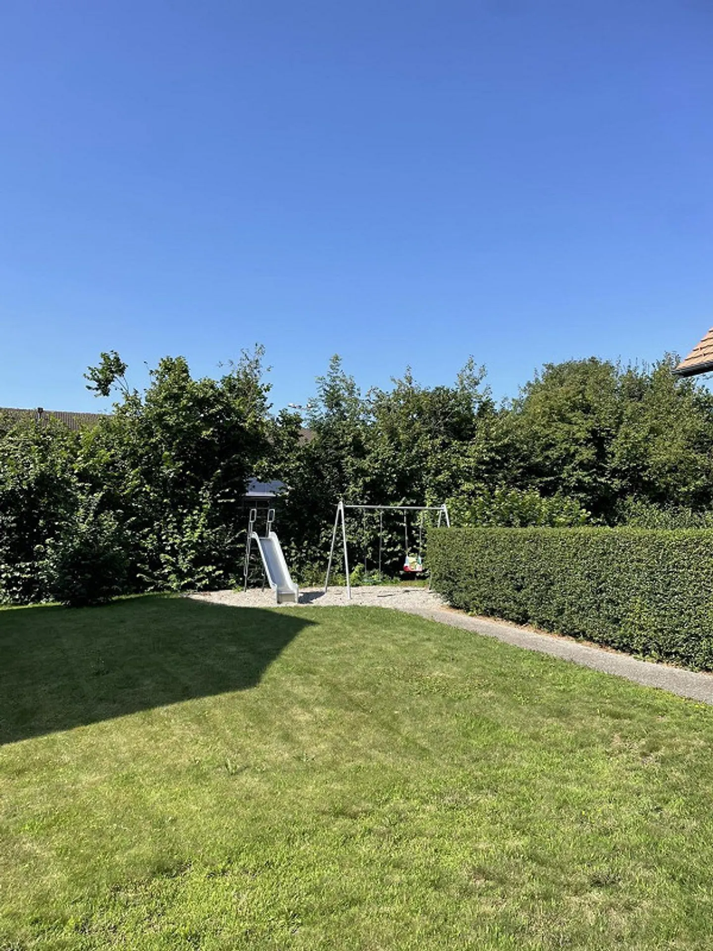 Moderne 2.5-Zimmer-Wohnung mit Balkon - Foto 11 von 13