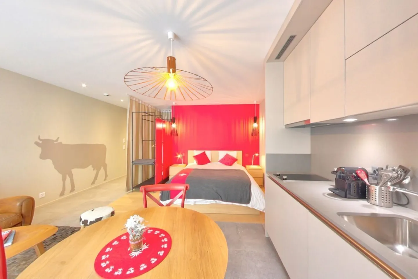 RESIDENZA ARREDATA "PETITE COUR" STUDIOS CON SERVIZI ALBERGHIERI - Foto 2 di 4