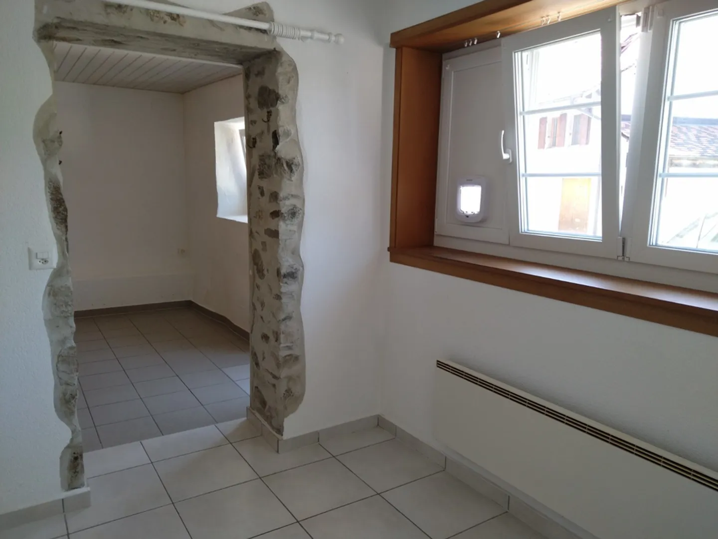 Spacious 2.5 rooms on the ground floor - Photo 3 of 11