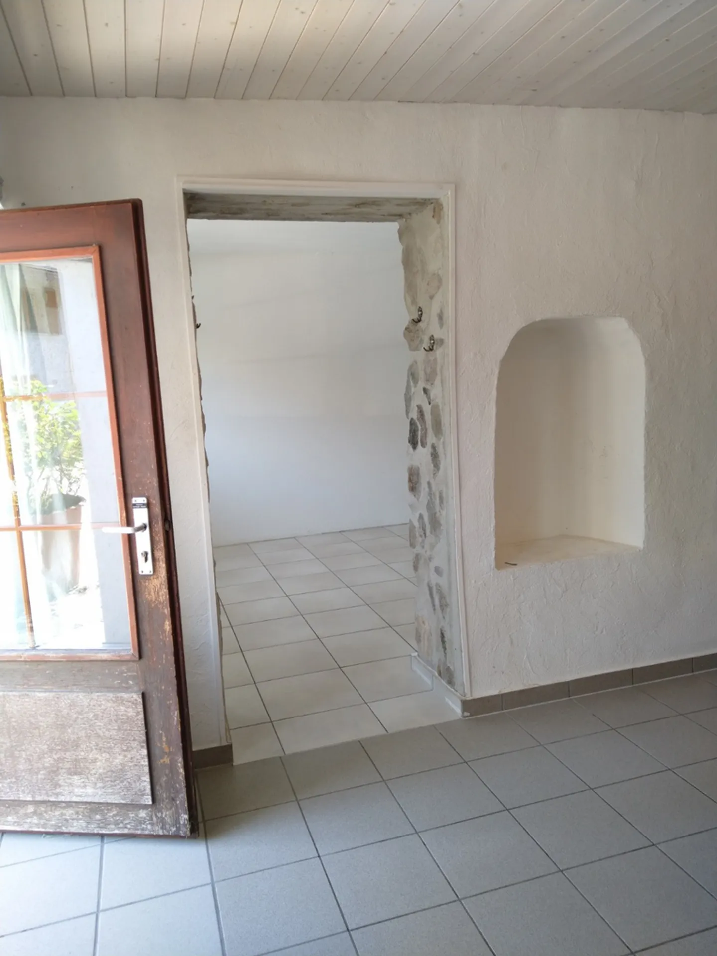 Spacious 2.5 rooms on the ground floor - Photo 10 of 11