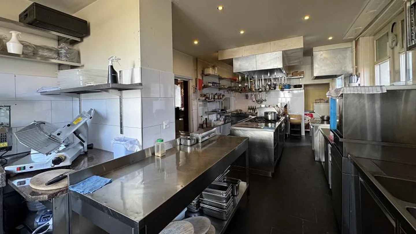 RISTORANTE CERCA NUOVI AFFITTUARI - Foto 5 di 6