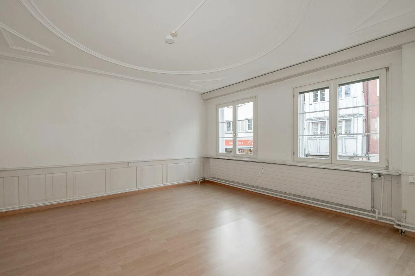 Old Town Property with Attractive Usage Mix - Photo 7 of 15