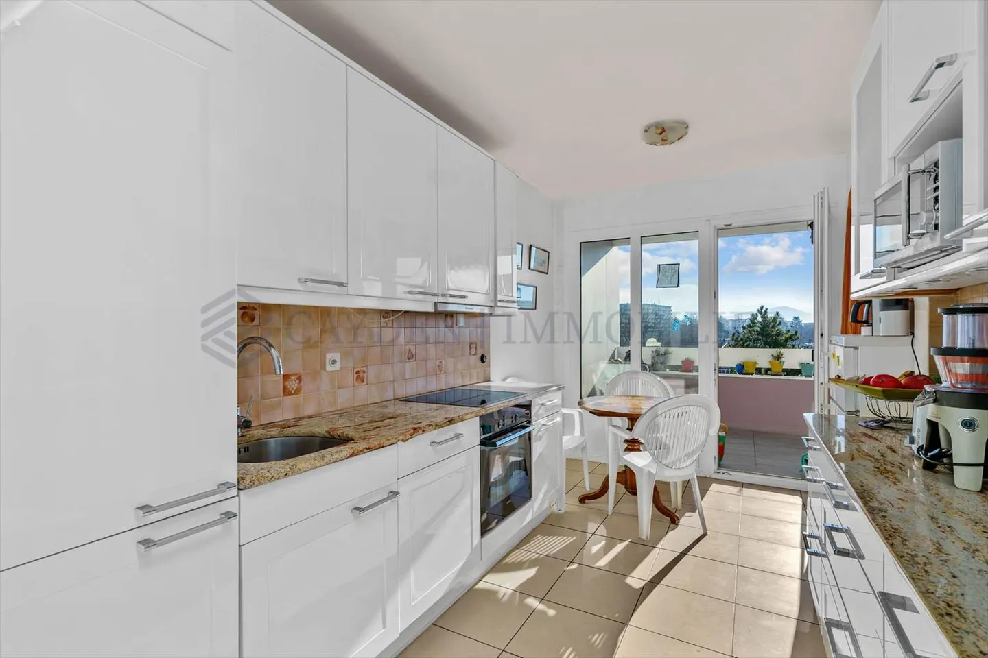 Schönes 4-Zimmer-Apartment mit freier Sicht - Foto 4 von 6