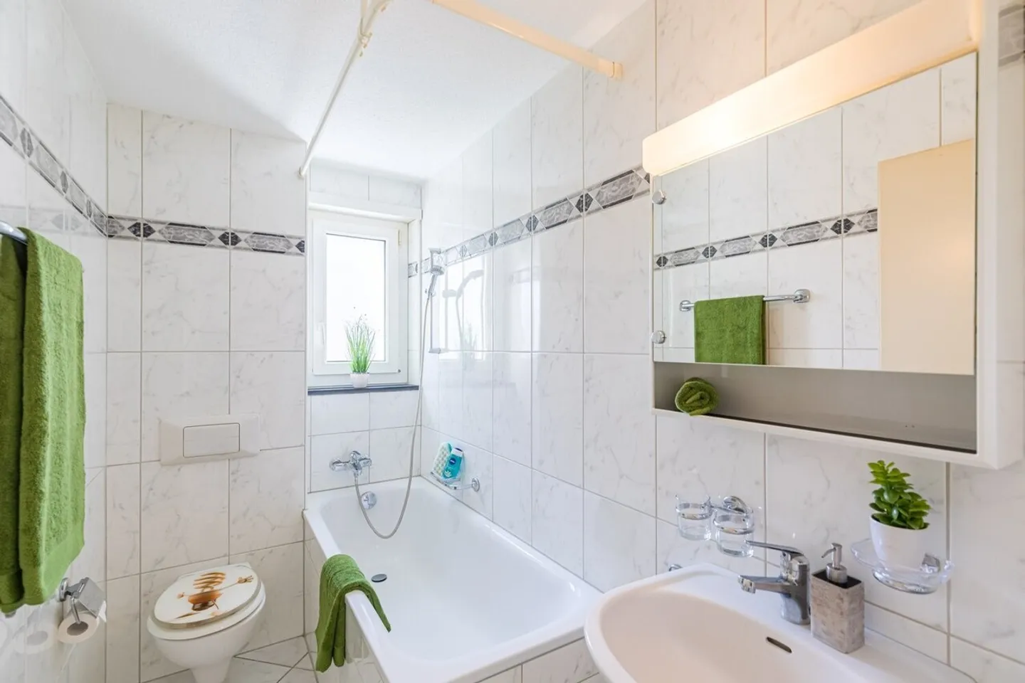 Charming 2.5-Room Apartment - Photo 5 of 7