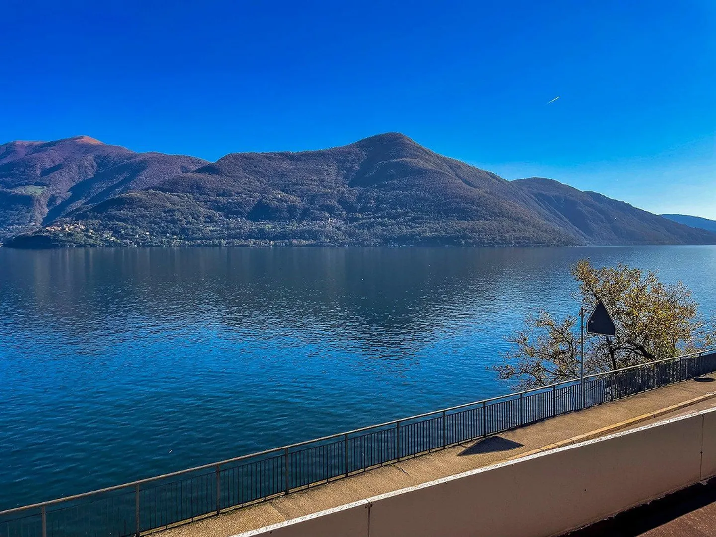 Casa strategica sul lago - Foto 8 di 17