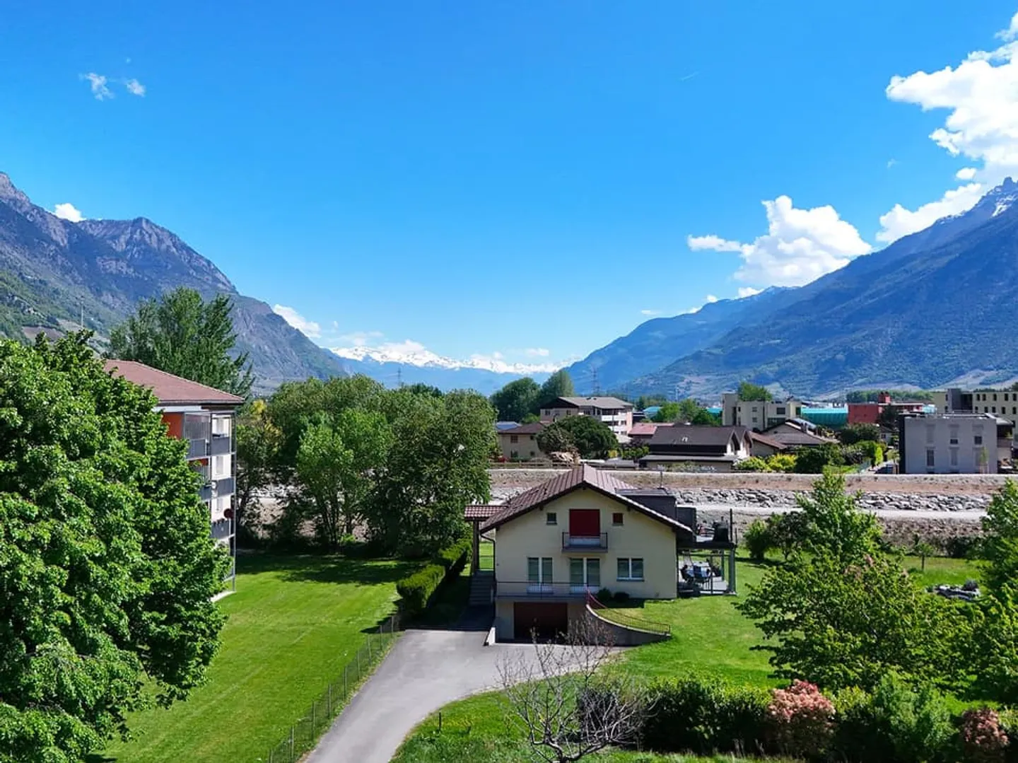 Very nice 2.5 rooms for sale in Martigny - Construction in progress - Photo 7 of 9