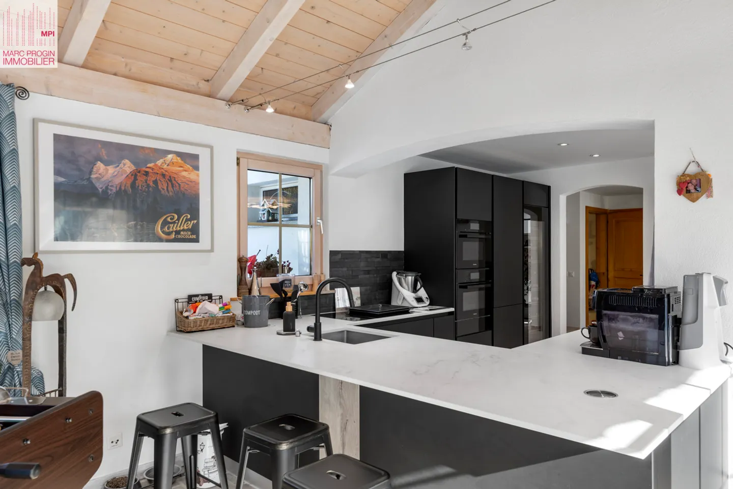 Splendid individual dwelling of 5/6 rooms and carport - Photo 9 of 15