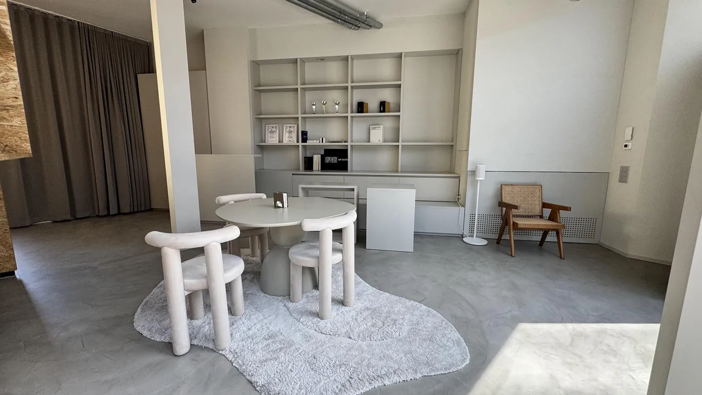 Espace commercial prêt à l'emploi au cœur de Chiasso - Photo 6 sur 8