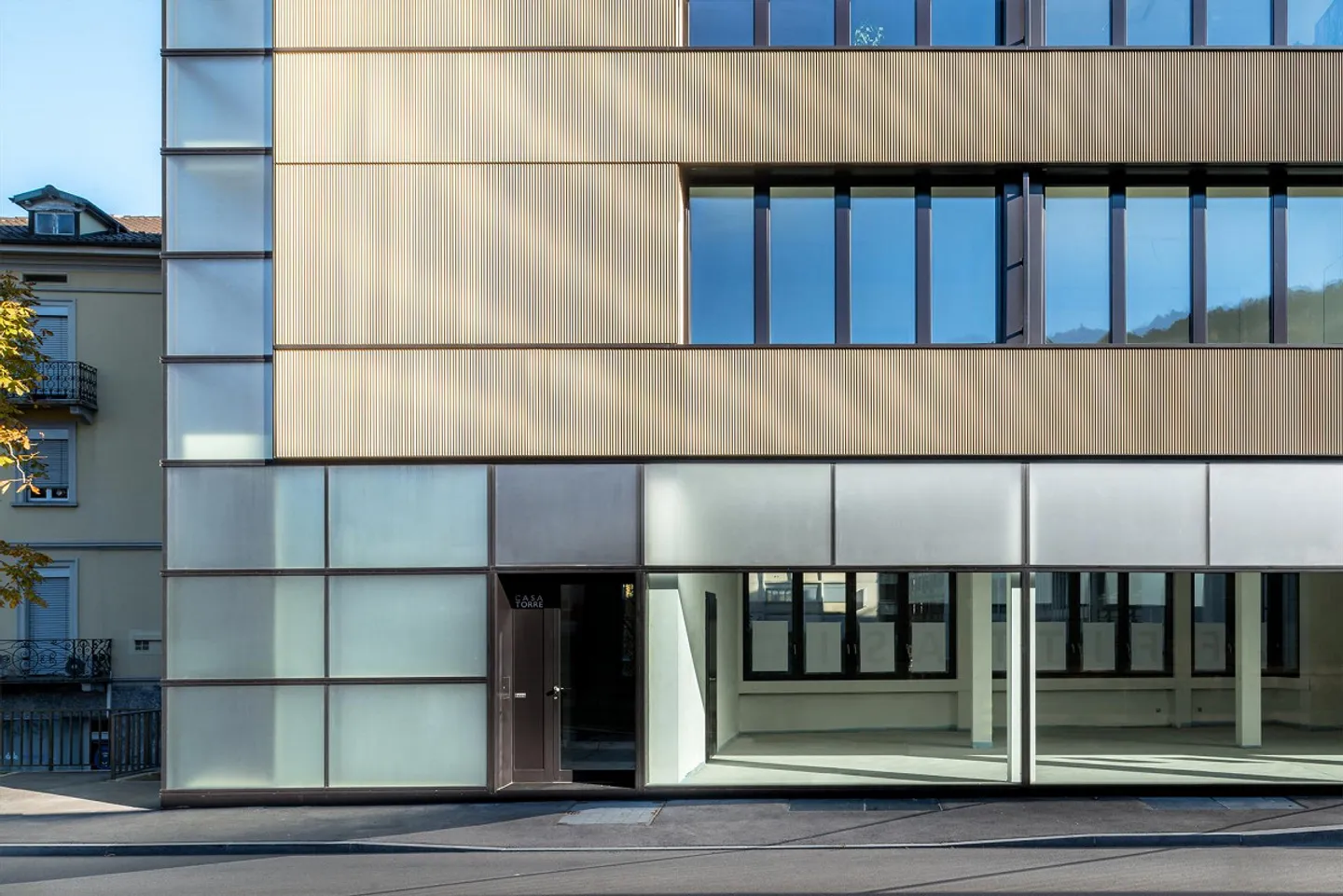 Espace commercial prêt à l'emploi au cœur de Chiasso - Photo 2 sur 8