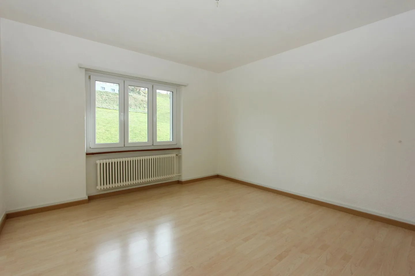 Helles Apartment mit 3.5 Zimmern renoviert - Foto 10 von 15