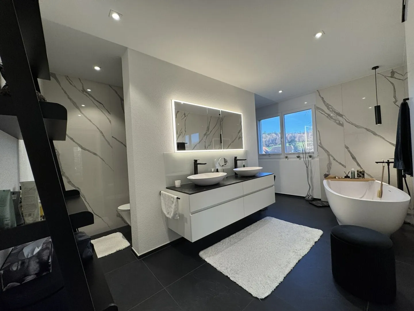 4.5 Z.-Attika Wohnung, 177m2 Netto Wohnfläche, 145m2 Dachterrasse - Foto 7 von 12