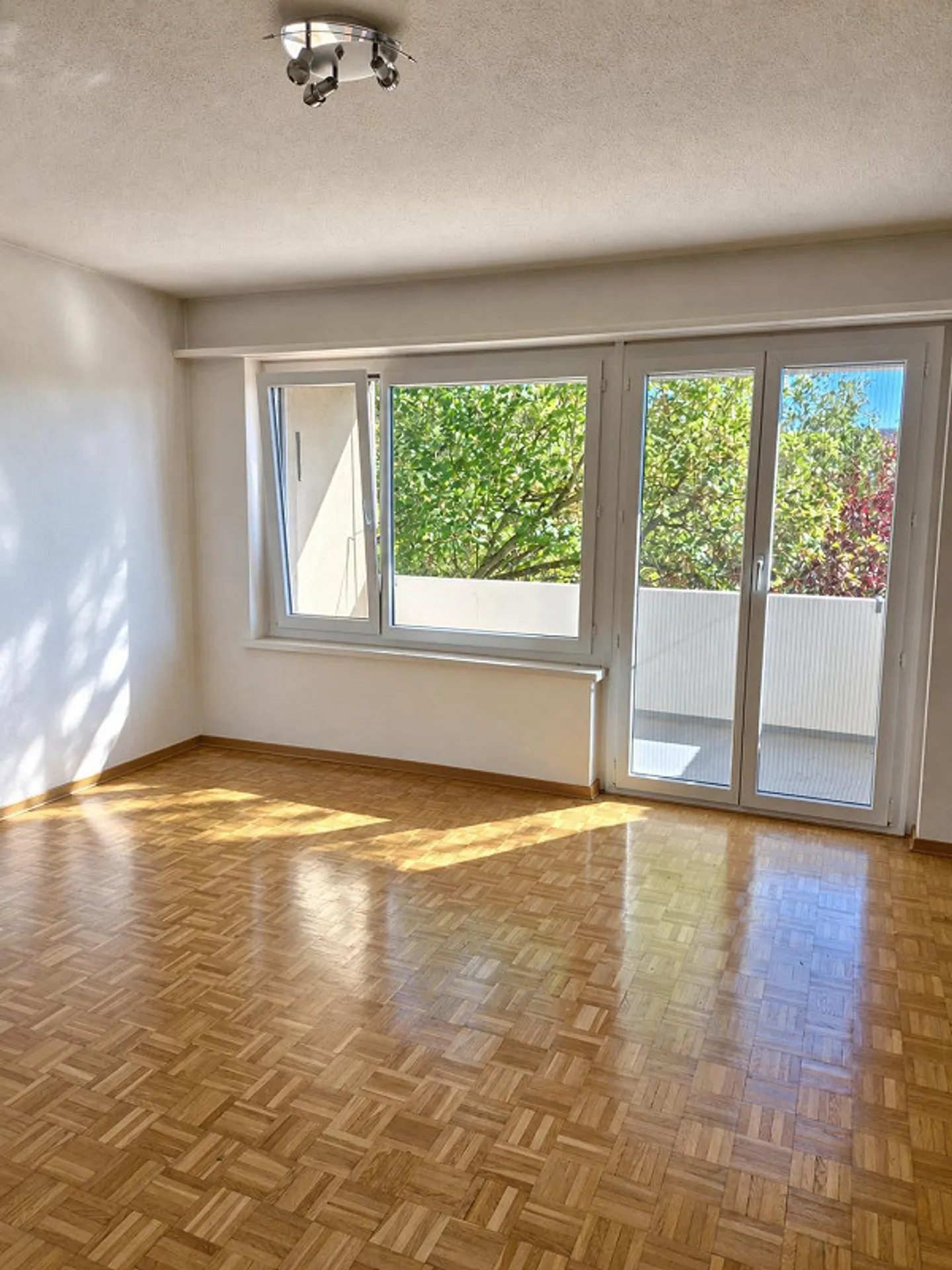 Charmante Wohnung in Bülach - Foto 2 von 8