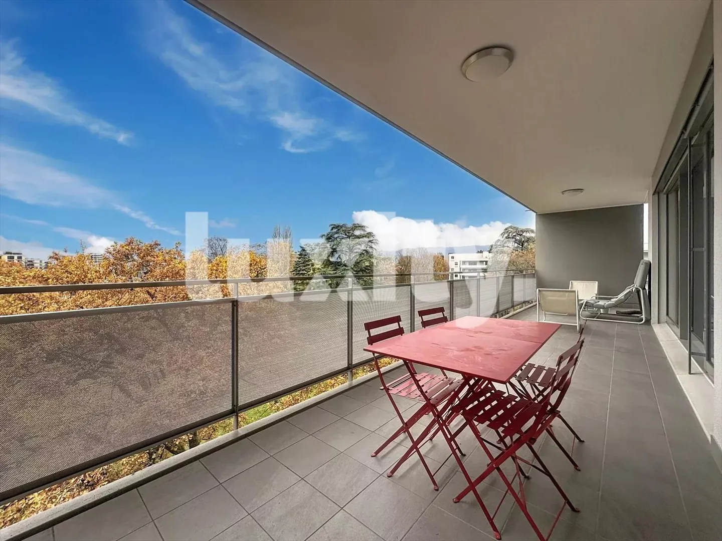 Wohnung mit 6 Zimmern und 35 m² Terrasse - Photo 1 sur 4