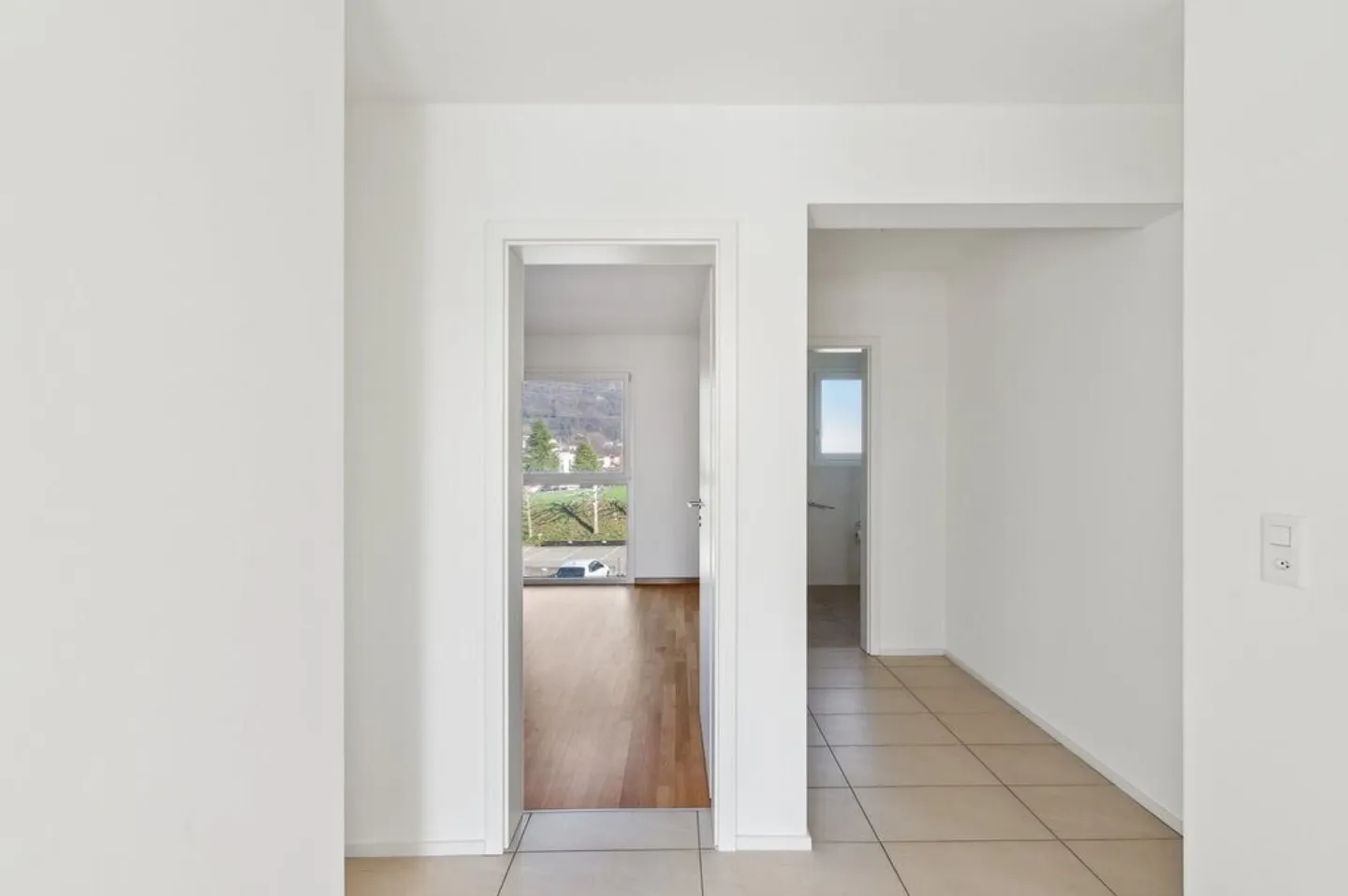 Lumineux 2,5 pièces dans une zone stratégique - Mendrisio - Photo 10 sur 11