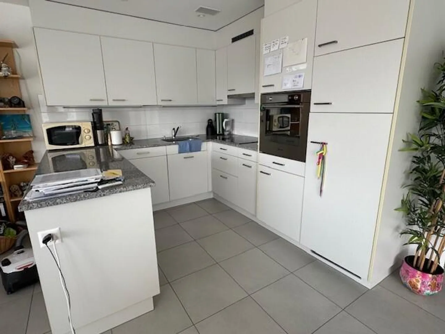 Spacious, bright 2.5-room apartment with large roof terrace - Photo 3 of 7