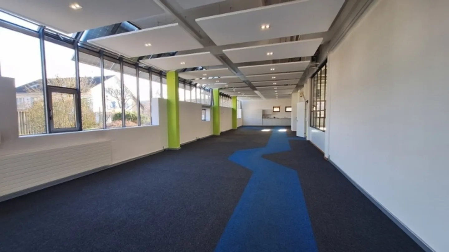 Espace Commercial Polyvalent - Photo 1 sur 1