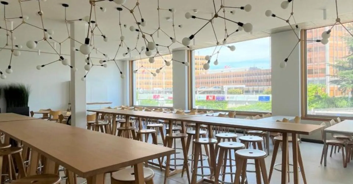 Modern Office Space for Rent - Photo 5 of 8