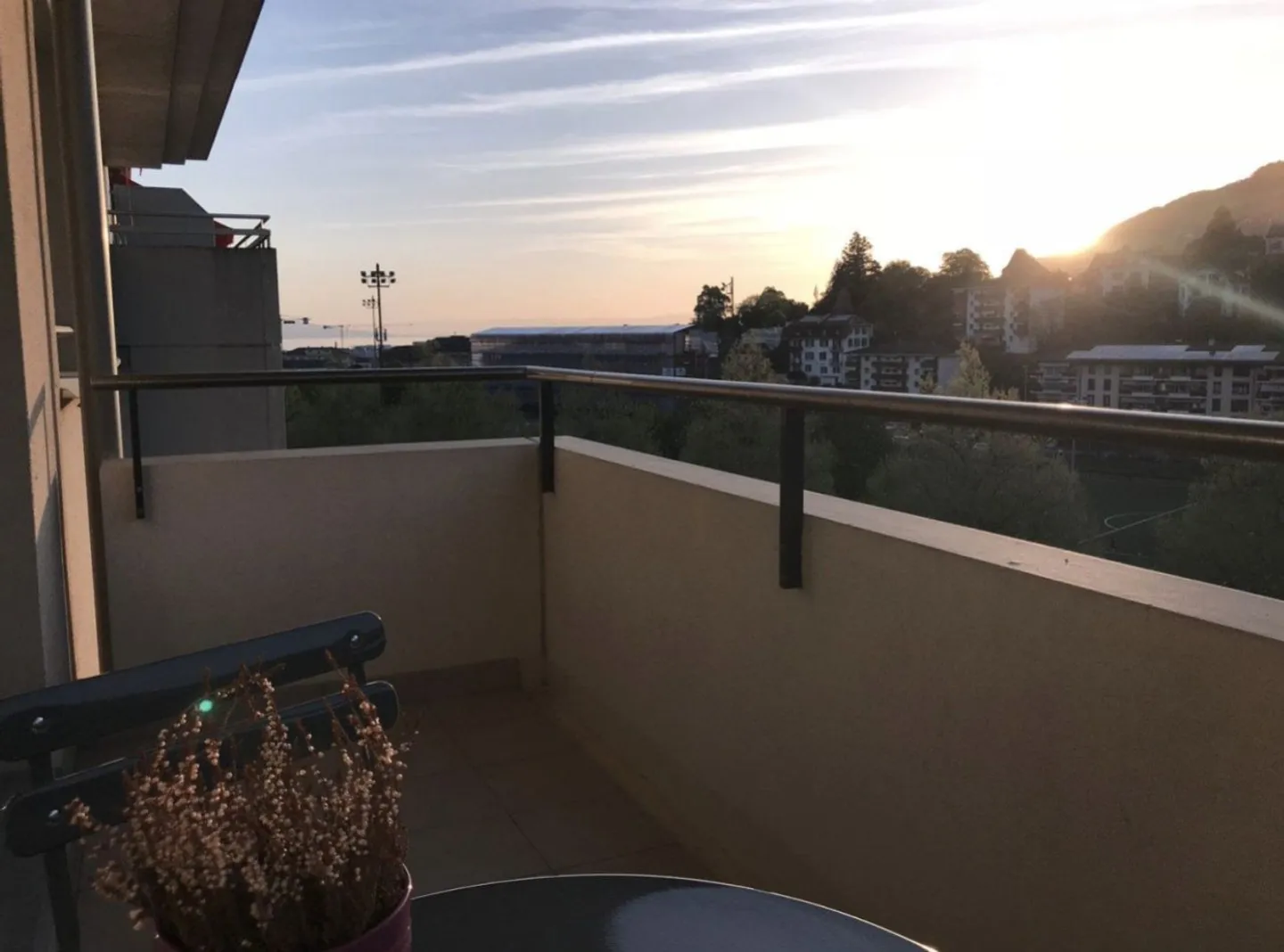 Bel appartement de 2.5p à Vevey - Foto 7 di 8