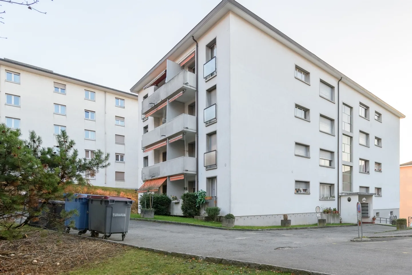 Garage / Box for rent - contract with fixed end on 30.04.2026 - Photo 1 of 1