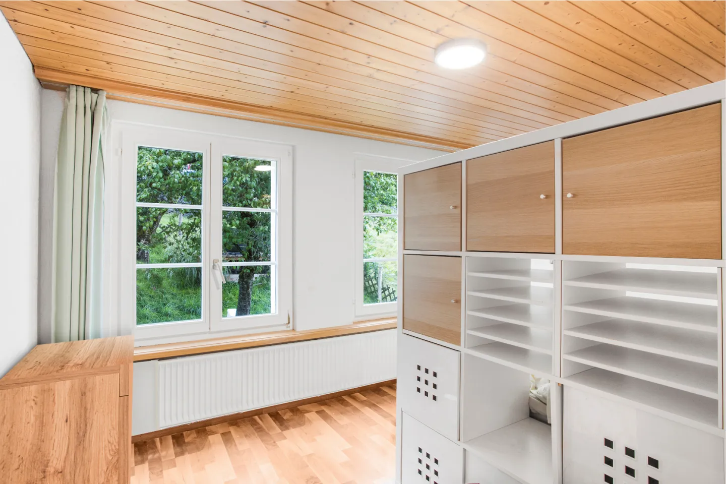 Casa unifamiliare ristrutturata con giardino - Foto 8 di 13