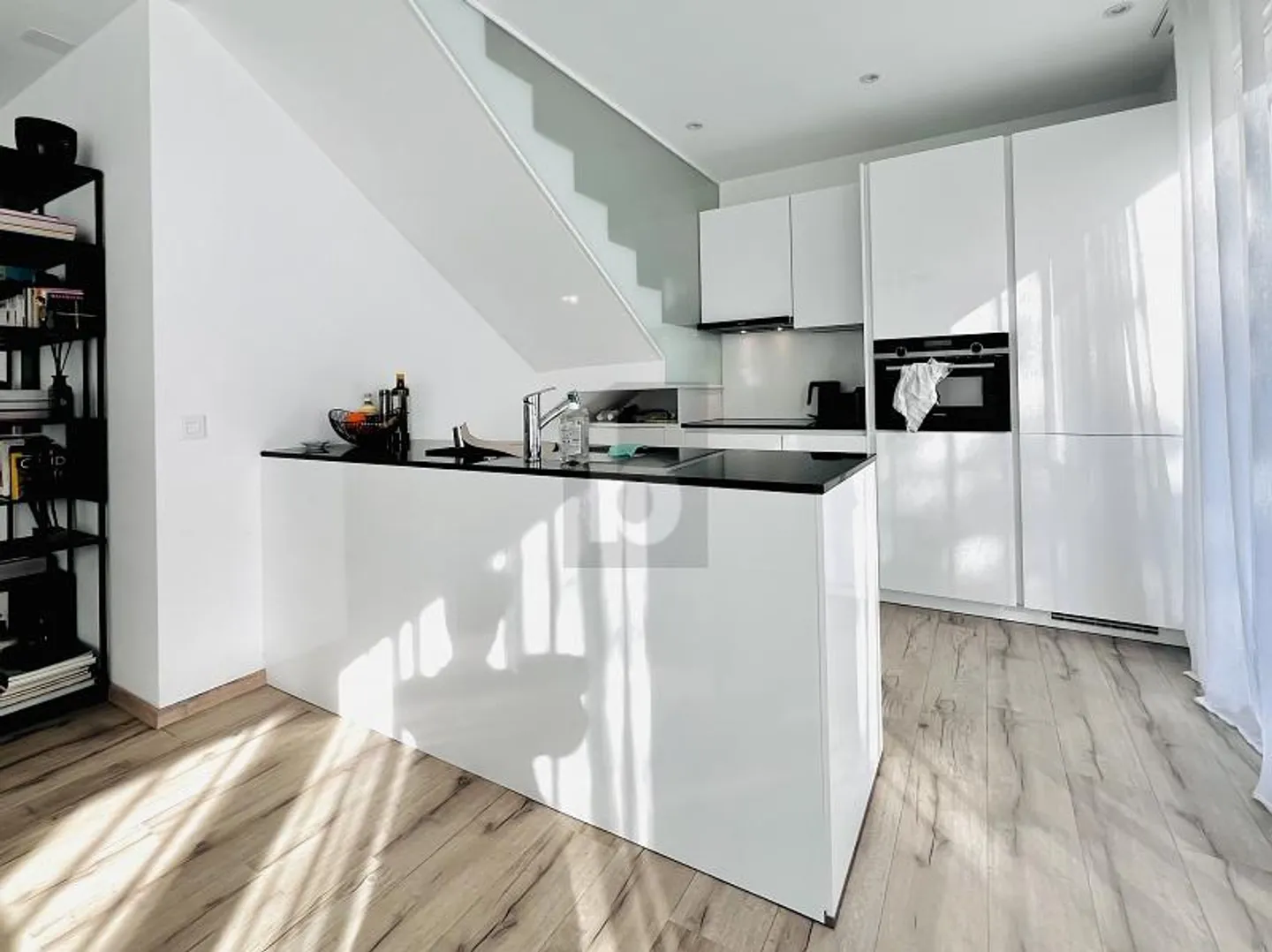 DUPLEX GROUND FLOOR IN THE SUN AND QUIET - Photo 3 of 6