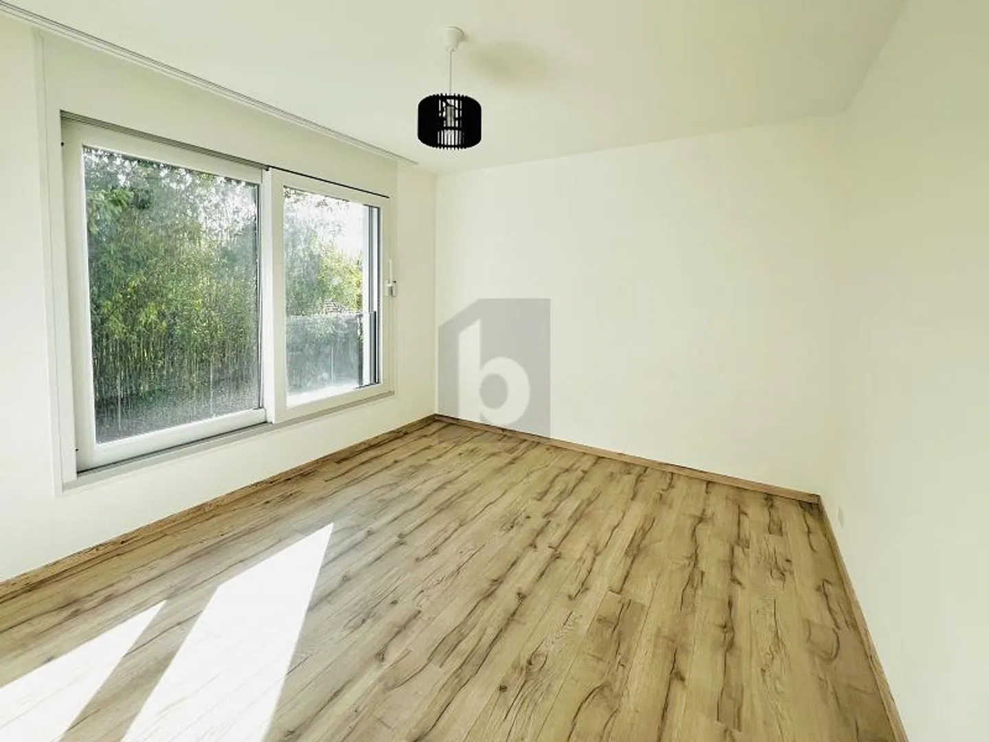 DUPLEX GROUND FLOOR IN THE SUN AND QUIET - Photo 4 of 6