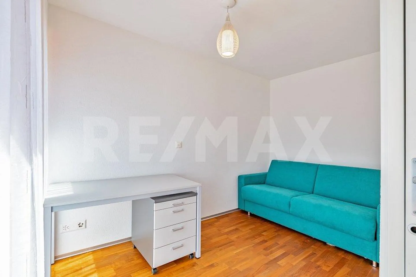 Apartment for rent - Photo 8 of 13