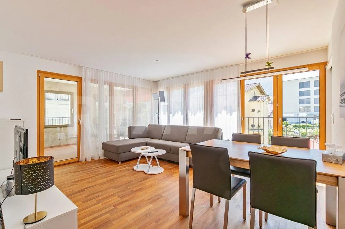 Apartment for rent - Photo 3 of 13