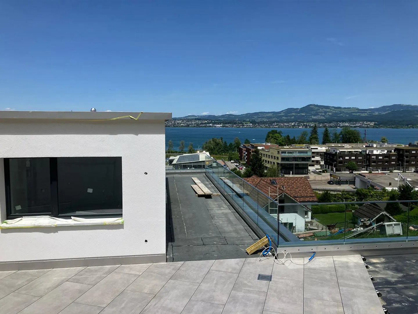 Exklusive Businesswohnung mit Aussicht - Foto 3 von 3