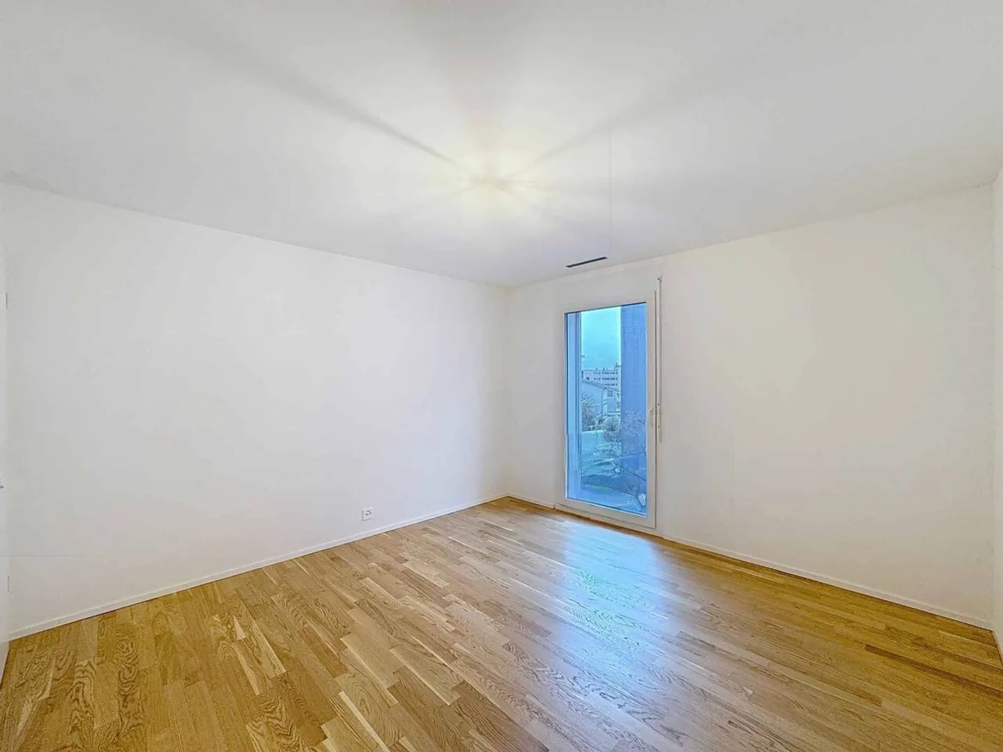Sehr schöne 3,5-Zimmer-Wohnung mit großem Balkon im 3. Stock - Foto 8 von 12