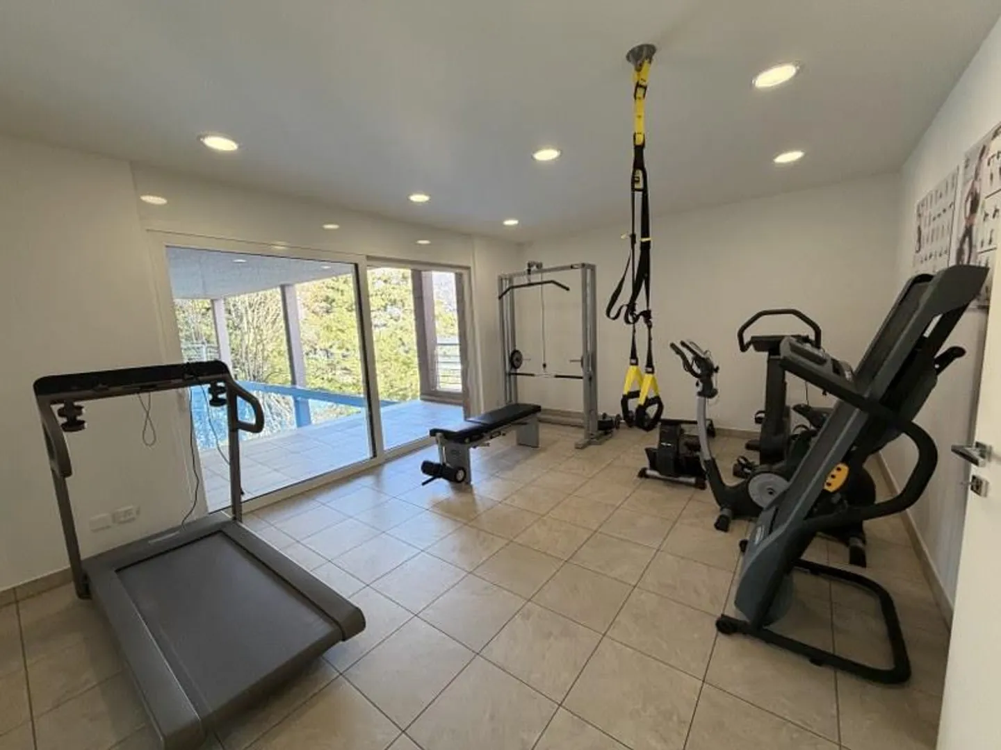 Attico 3,5 camere con splendida terrazza e vista lago - Foto 9 di 10