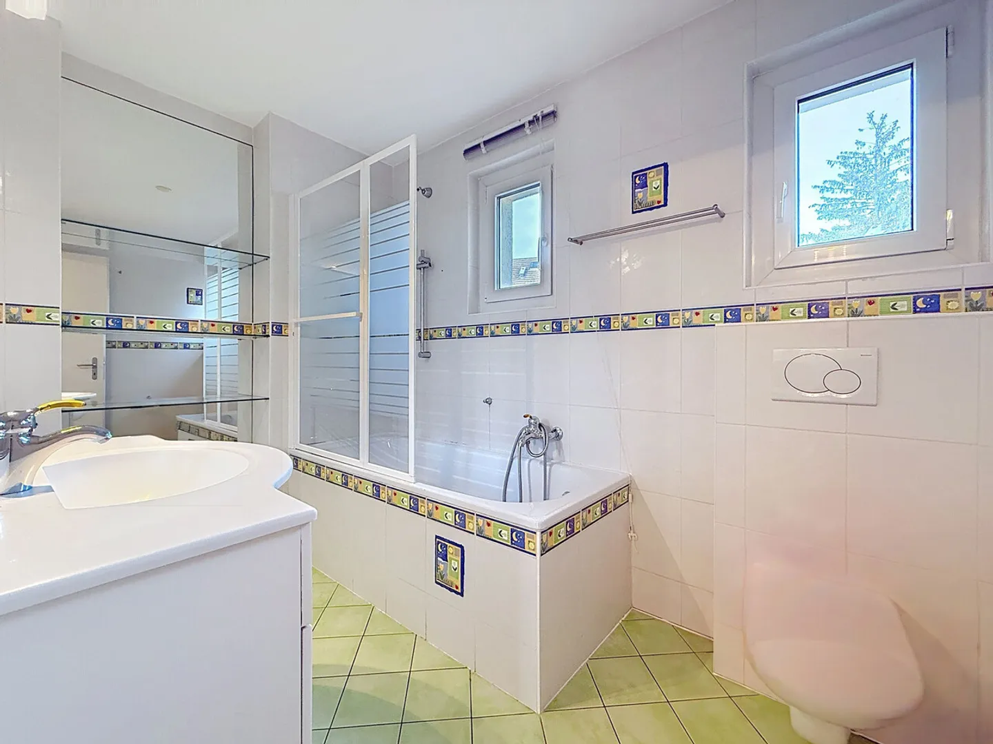 Jolie maison mitoyenne de 5,5 pièces + sous-sol - Photo 10 sur 12