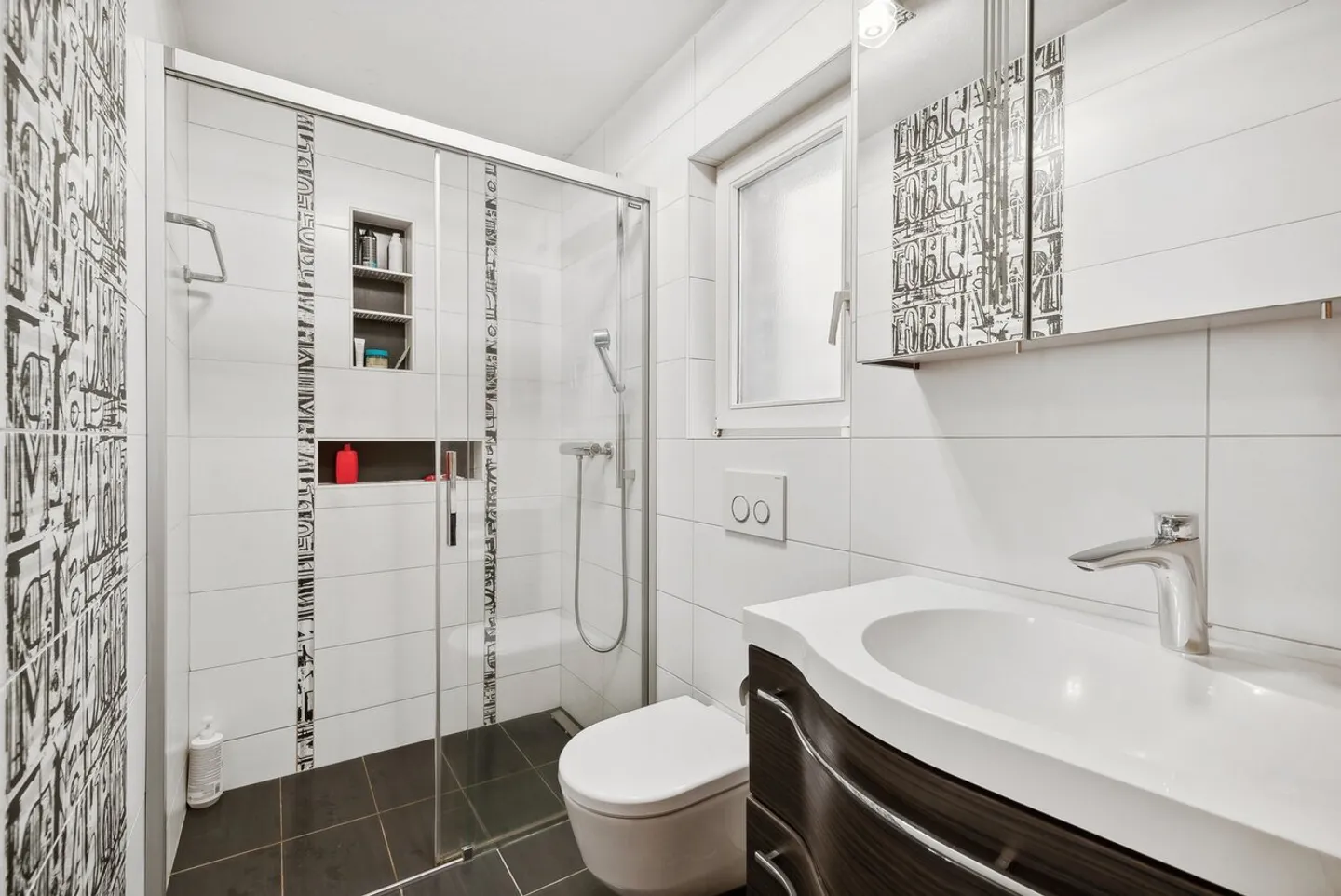 «Charmantes Einfamilienhaus mit Garten und Aussicht» - Foto 5 von 11