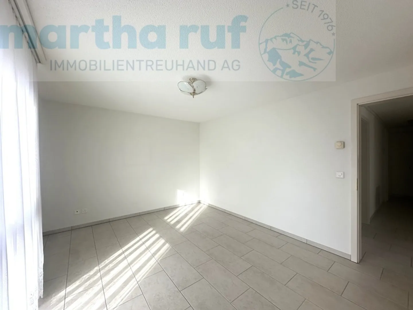 Appartamento attraente di 3,5 stanze sull'Aare con una vista panoramica mozzafiato delle montagne - Foto 6 di 16