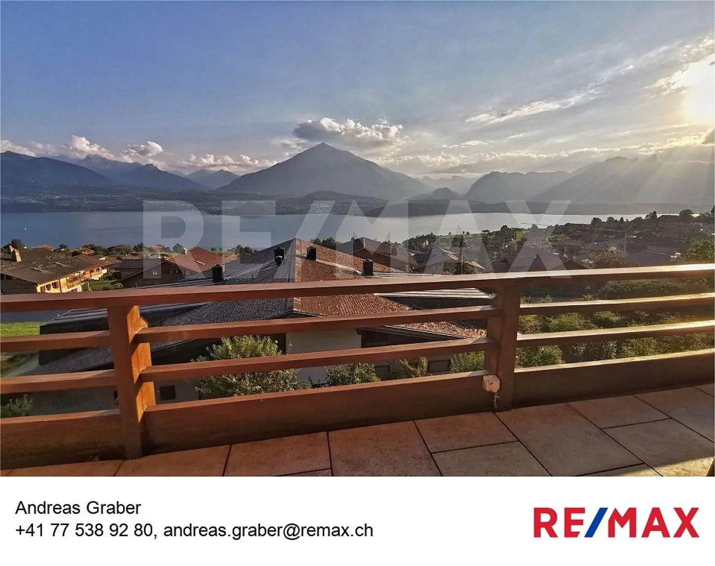 Luxurious Maisonette Apartment in Sigriswil with Mountain and Lake View - Photo 1 of 13