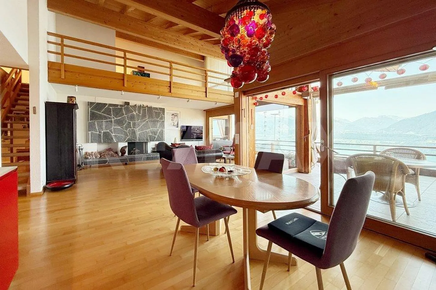 Luxurious Maisonette Apartment in Sigriswil with Mountain and Lake View - Photo 4 of 13